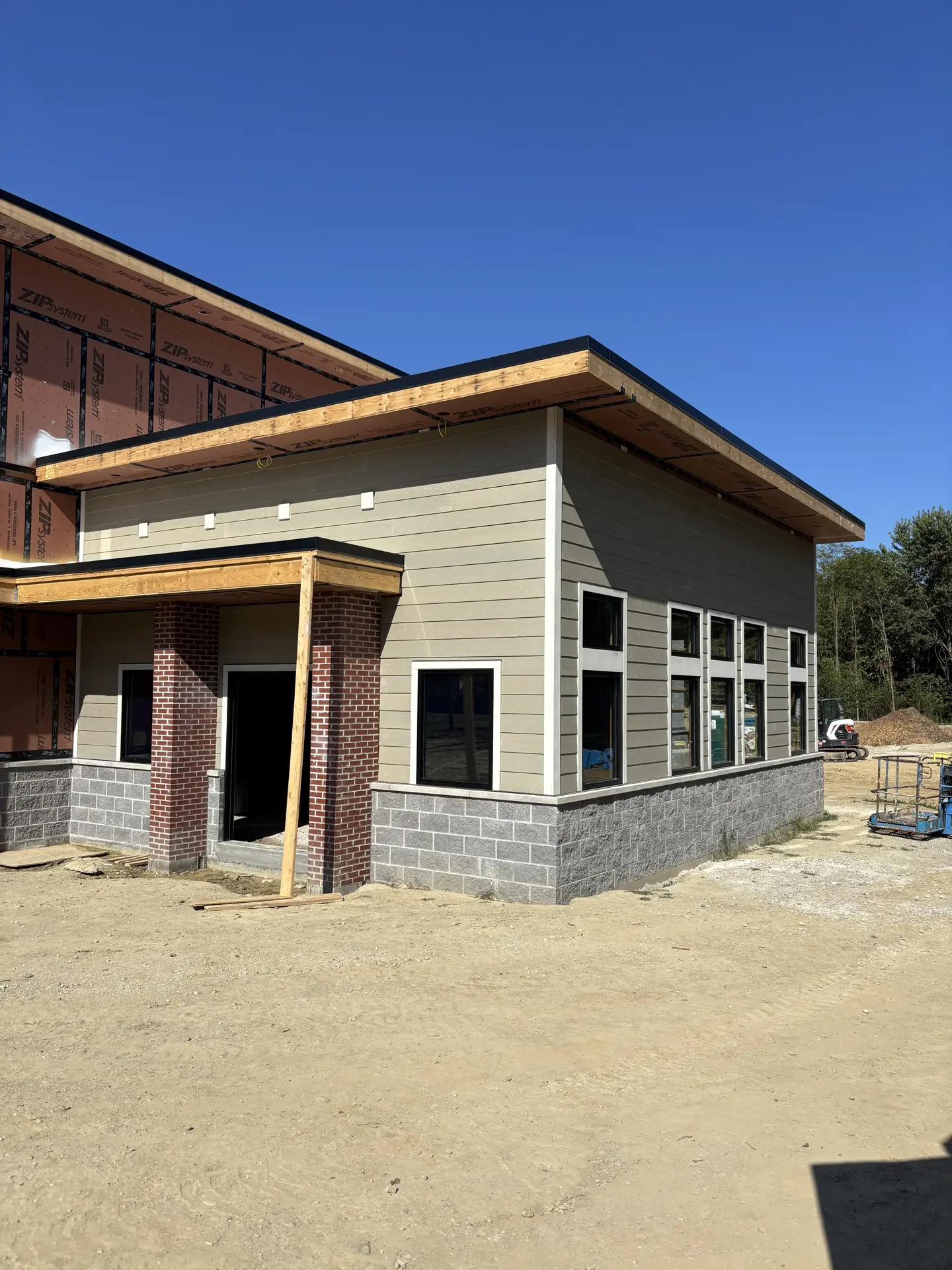 Stone veneer and siding corner detail